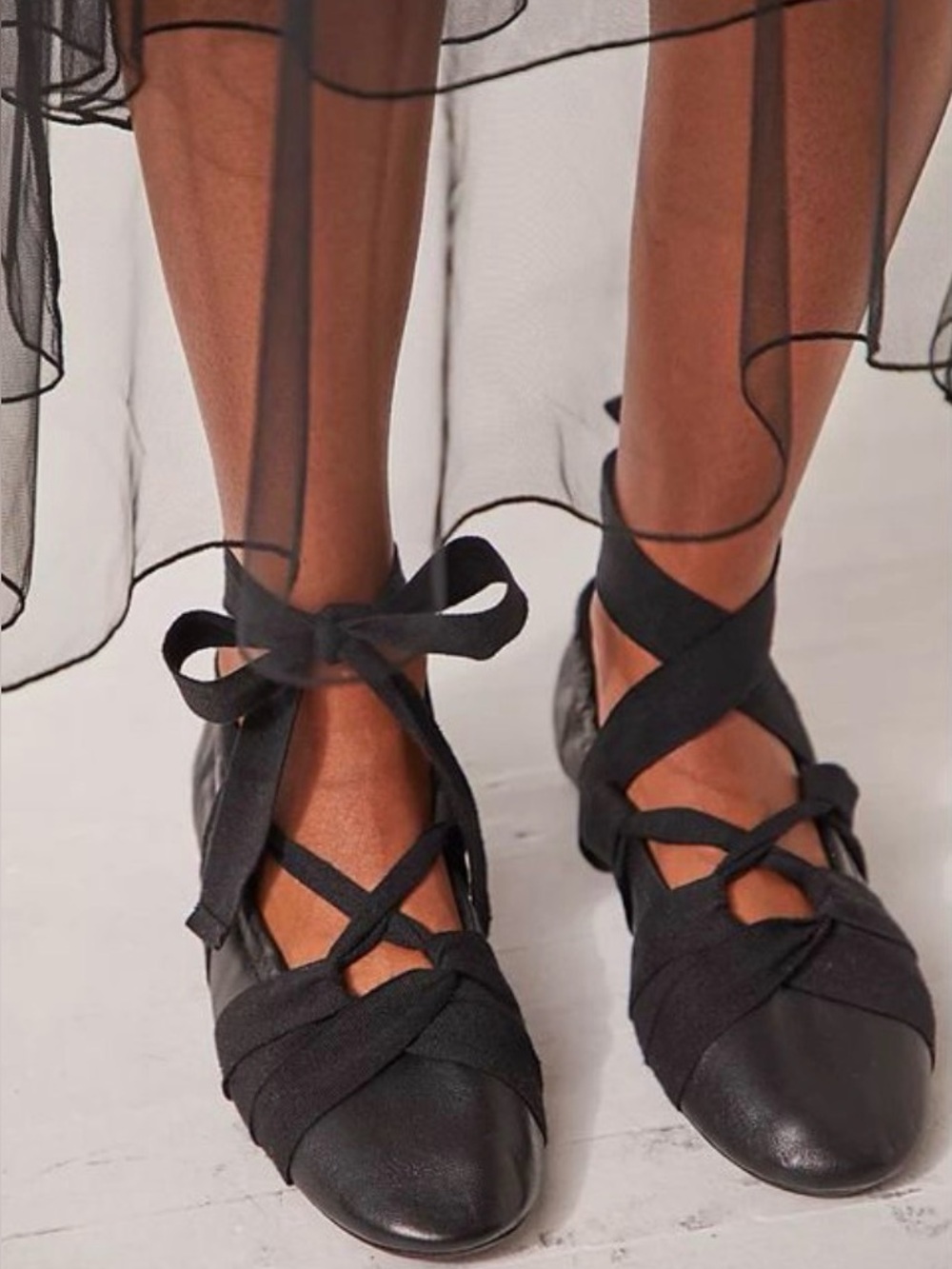 Women’s Lace-Up Ballet Flats in Black